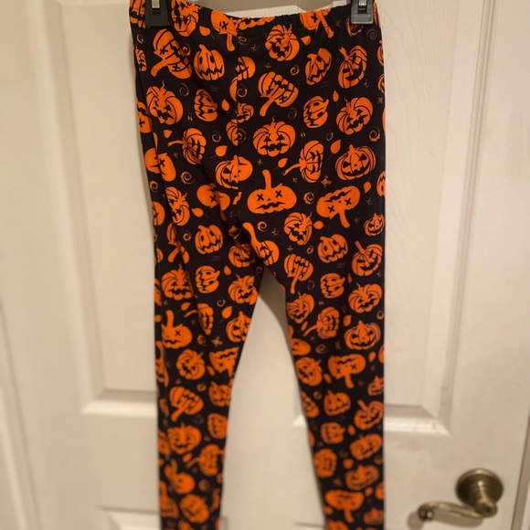 Girls Halloween Leggings, Jack-O-Lantern Leggings Size 14, Pumpkin Leggings - Picture 7 of 8